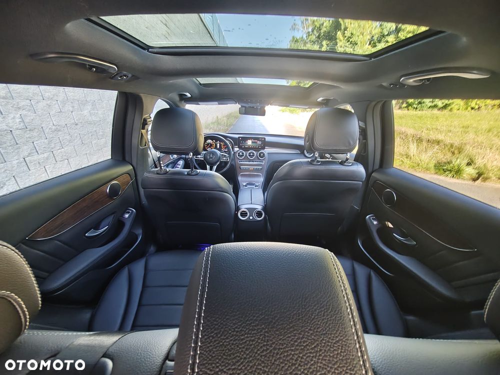Mercedes-Benz GLC 300 4-Matic - 16