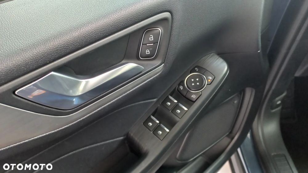 Ford Kuga 2.5 FHEV FWD Titanium X - 12