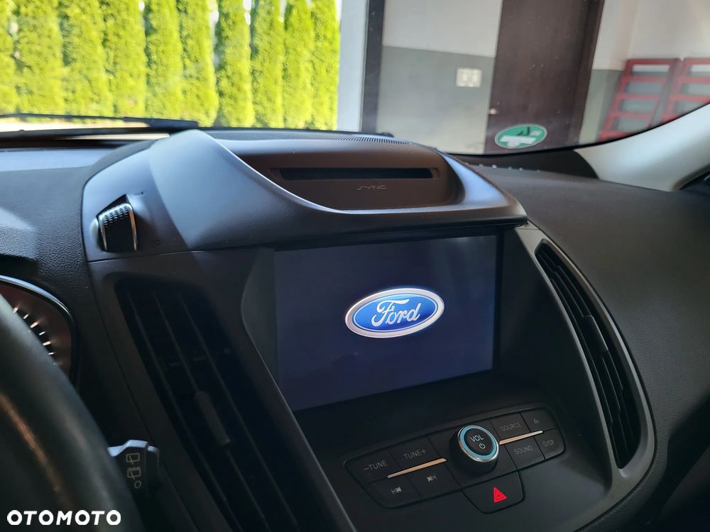 Ford Kuga 1.5 EcoBoost FWD Titanium ASS GPF - 11