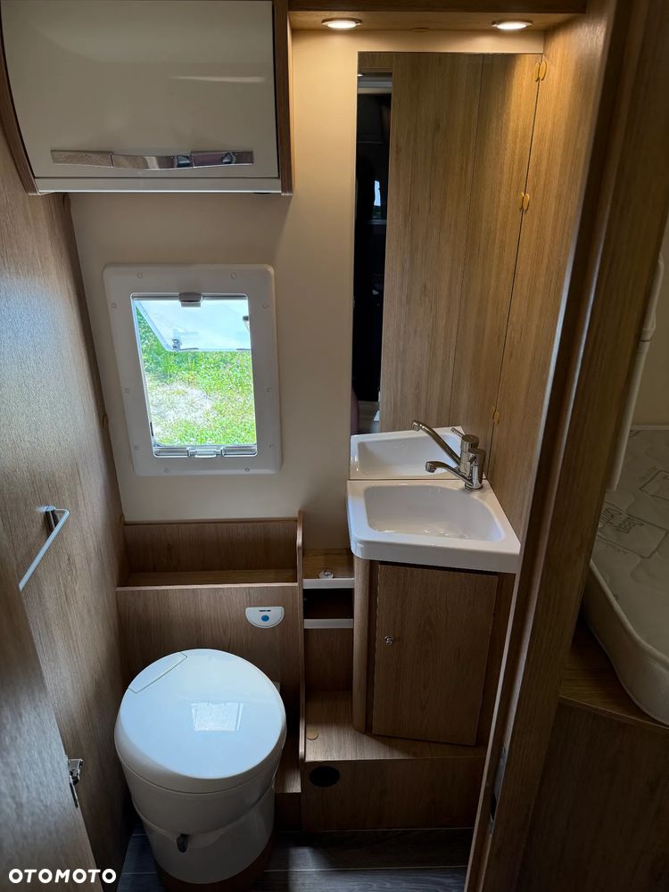 Ford CI Horon 84M - 9