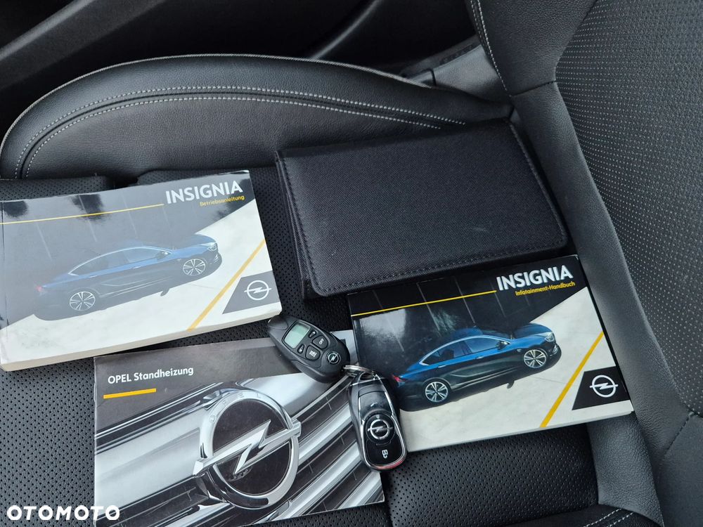 Opel Insignia - 37