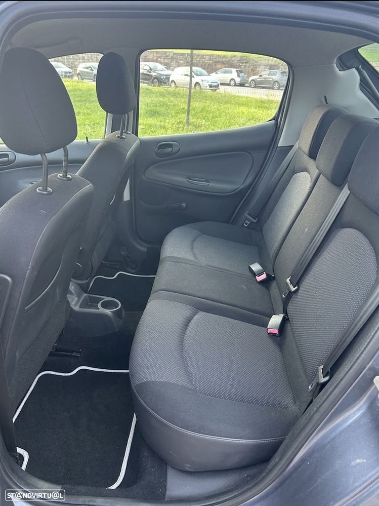 Peugeot 206+ 1.1 Trendy - 10