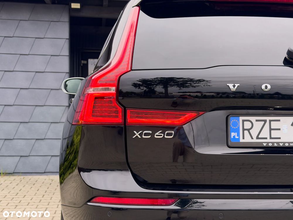 Volvo XC 60 D4 AWD R-Design - 20