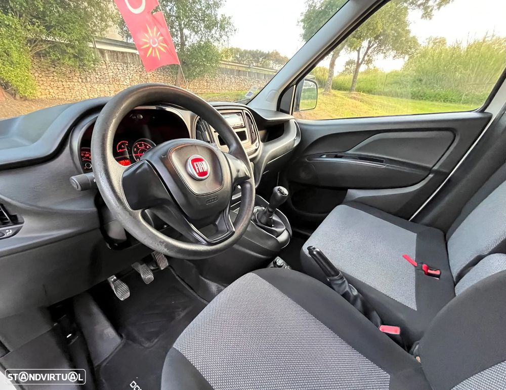 Fiat Dobló 1.3 Multijet Easy 3 Lugares - 6