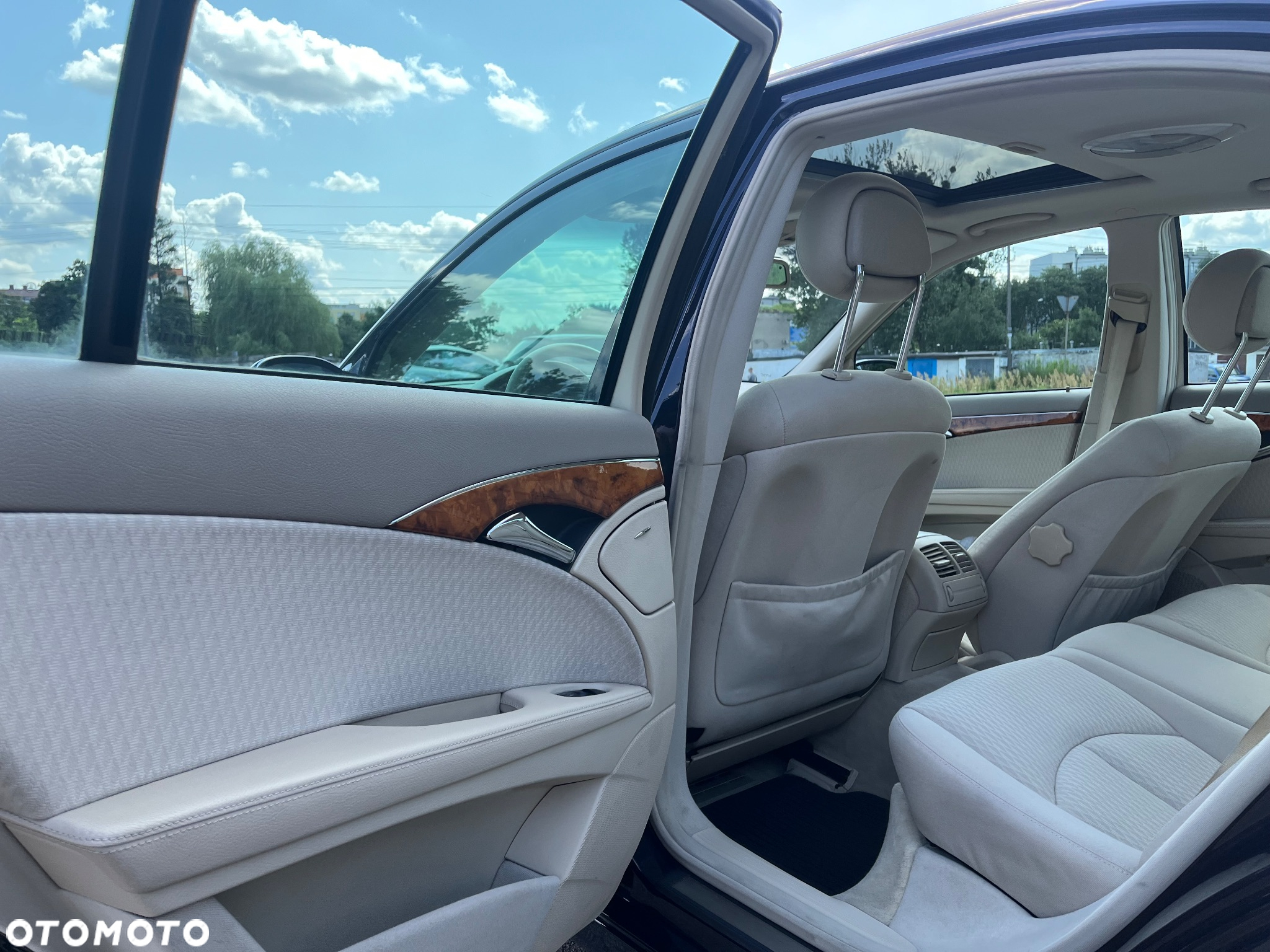 Mercedes-Benz Klasa E 320 CDI T Elegance - 20
