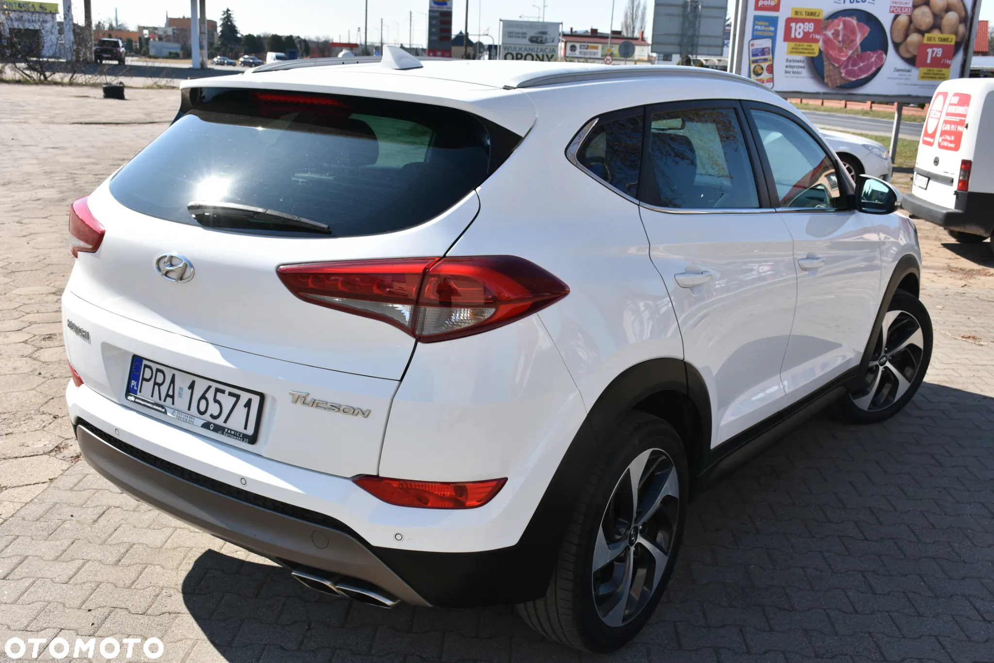 Hyundai Tucson 2.0 CRDI BlueDrive Comfort 2WD - 2