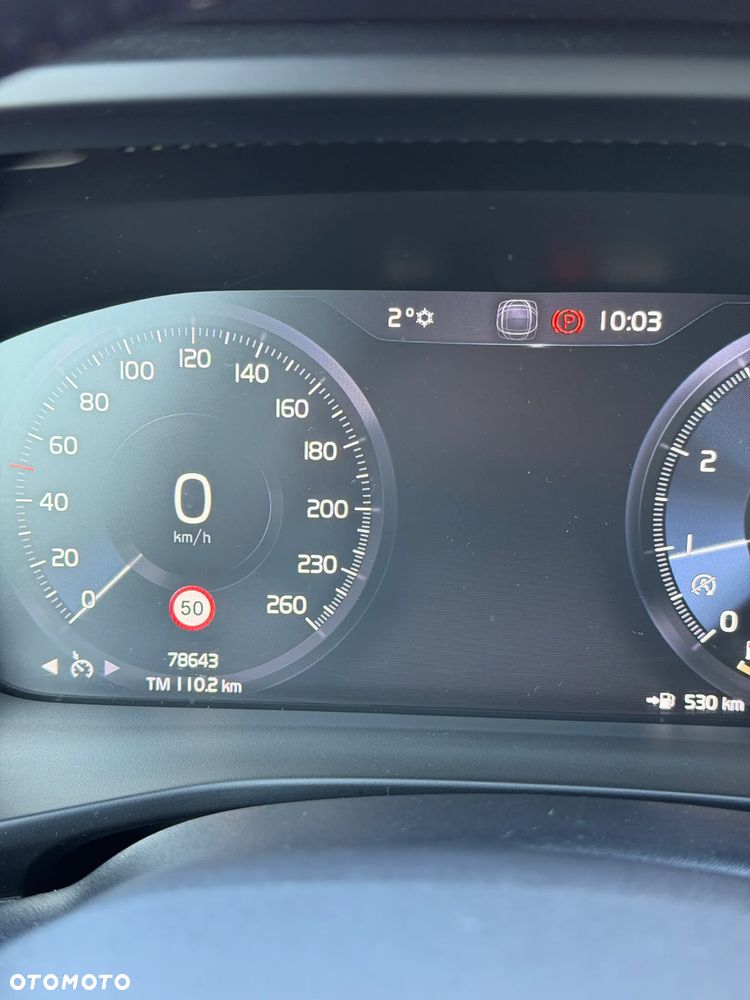 Volvo XC 40 T3 Momentum Pro - 6