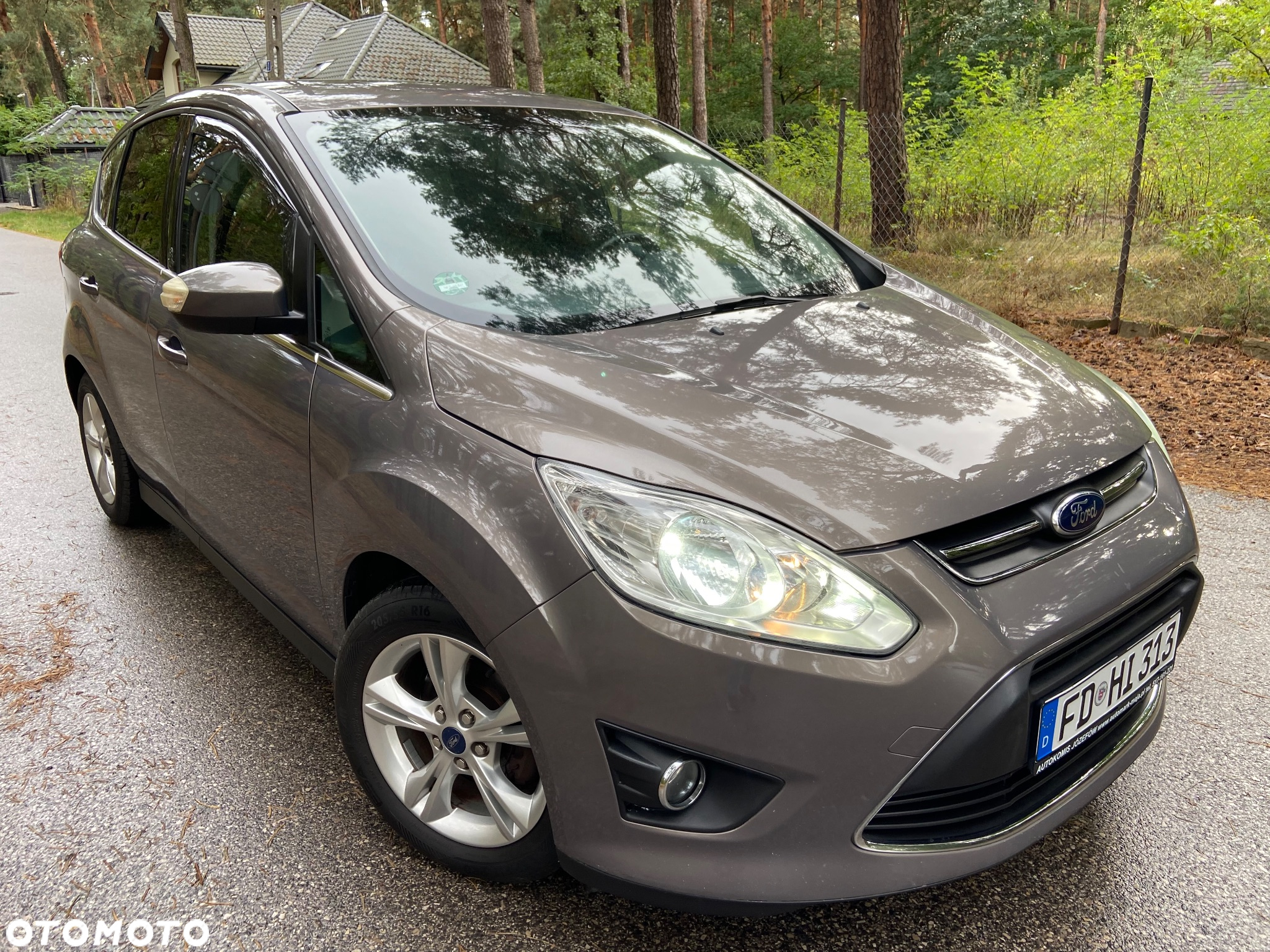 Ford C-MAX 1.6 TDCi Start-Stop-System Champions Edition - 3