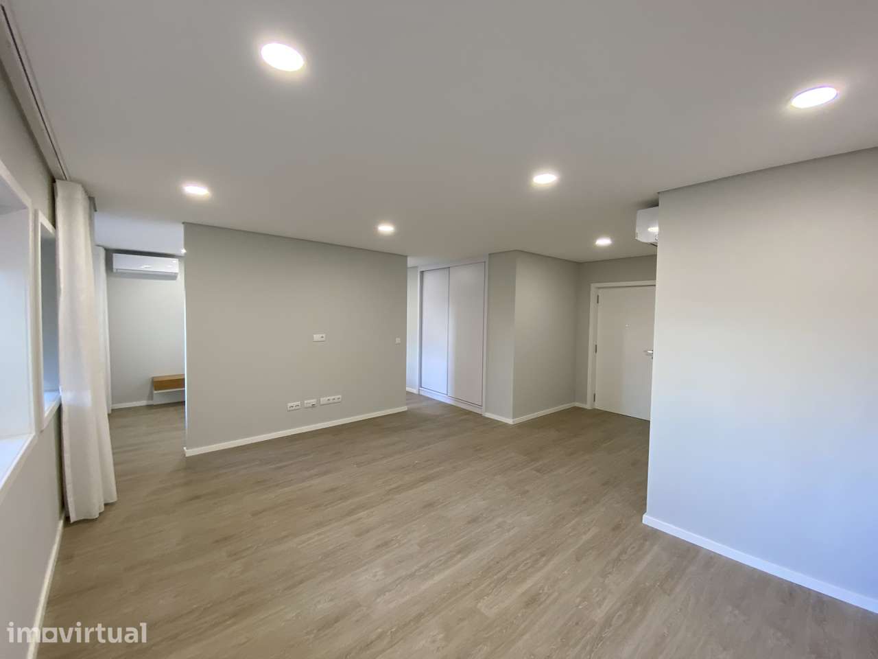 Apartamento T1 - Grande imagem: 2/17