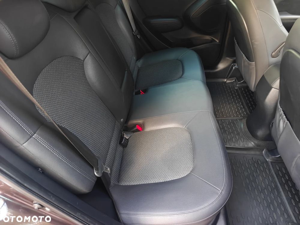 Hyundai ix35 - 19