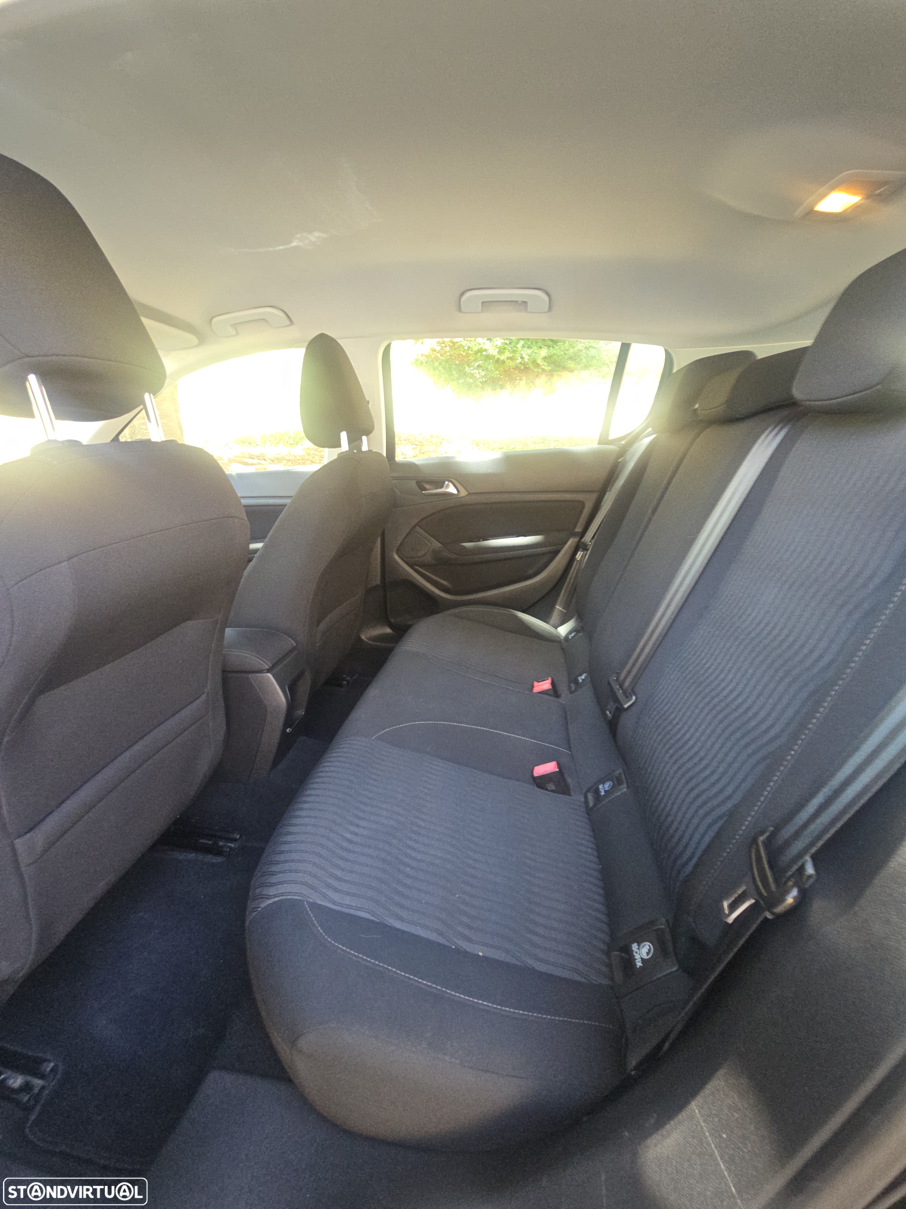 Peugeot 308 1.6 BlueHDi Allure - 28
