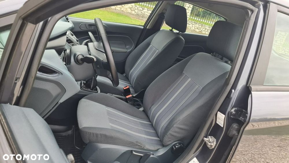 Ford Fiesta - 7