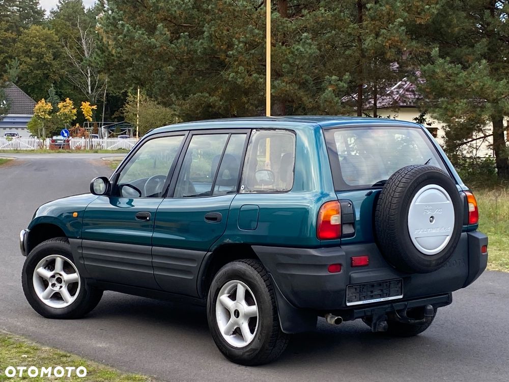 Toyota RAV4 2.0 VVT-i 4x4 - 4