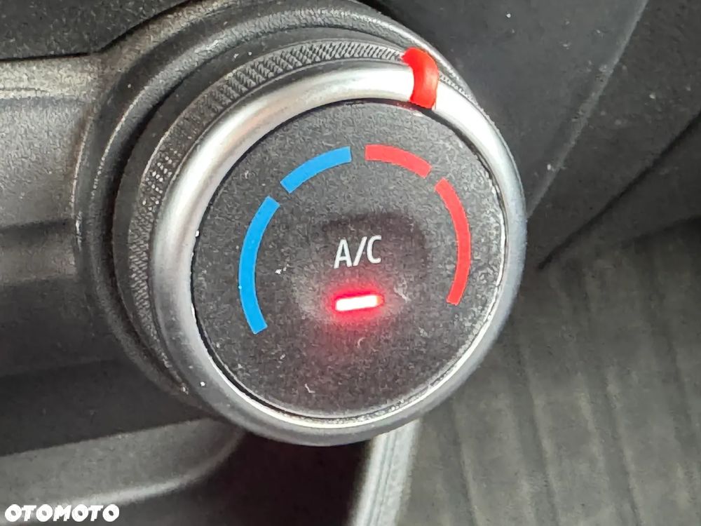 Renault EXPRESS KANGOO - 32