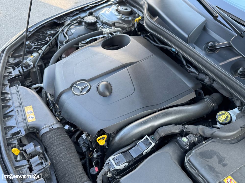 Mercedes-Benz CLA 220 CDI 7G-DCT AMG Line - 23