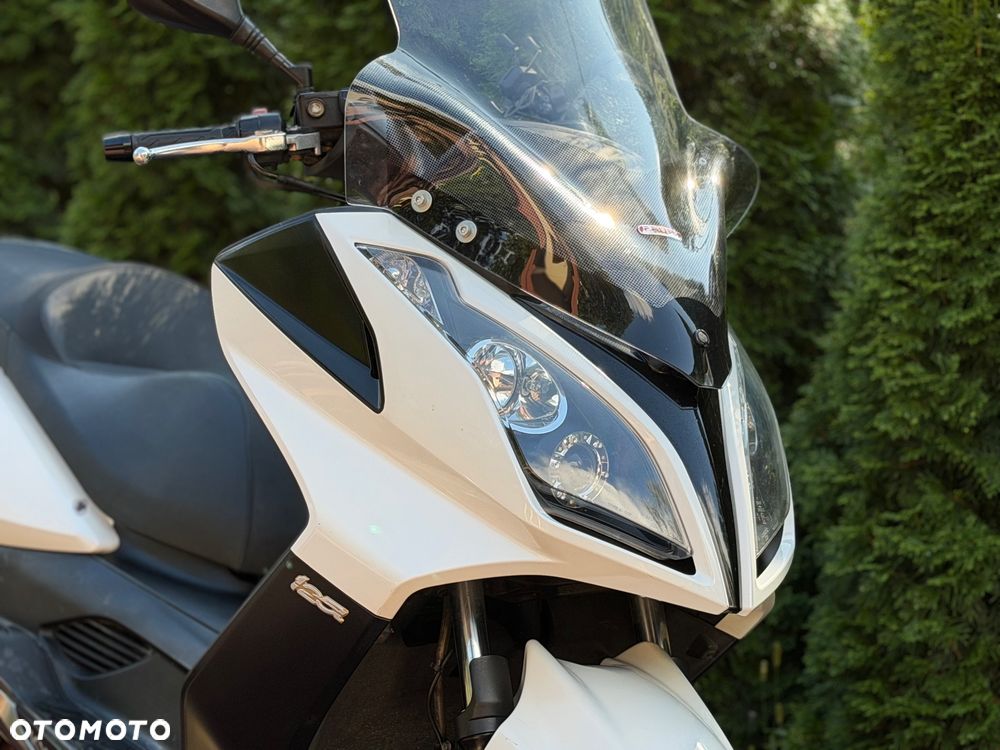 Kymco Downtown - 11