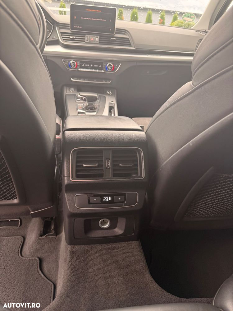 Audi Q5 2.0 40 TDI quattro S tronic Sport - 12