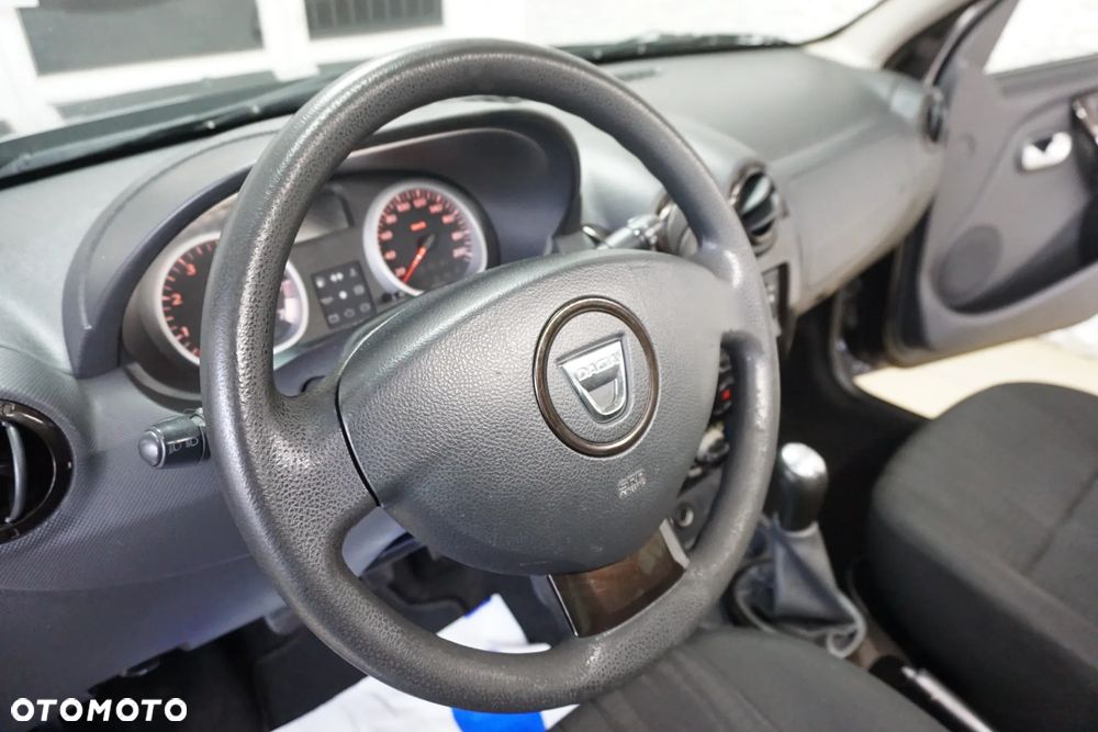 Dacia Duster 1.6 16V 4x2 - 19