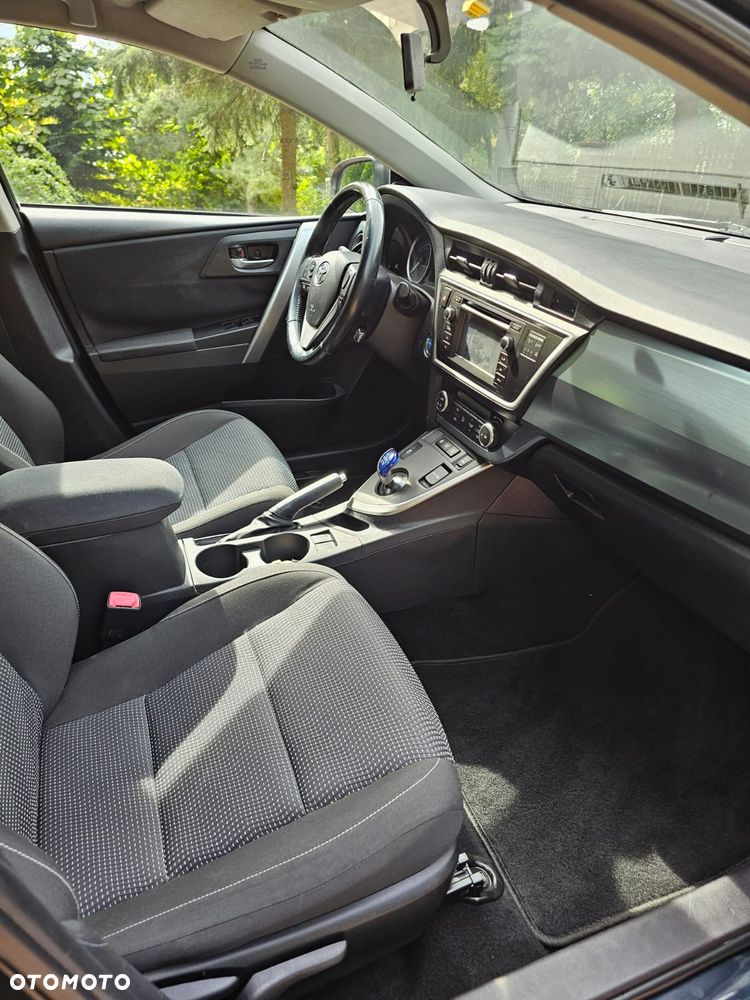Toyota Auris - 18