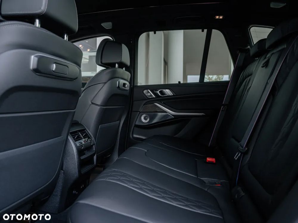 BMW X5 xDrive40i - 12