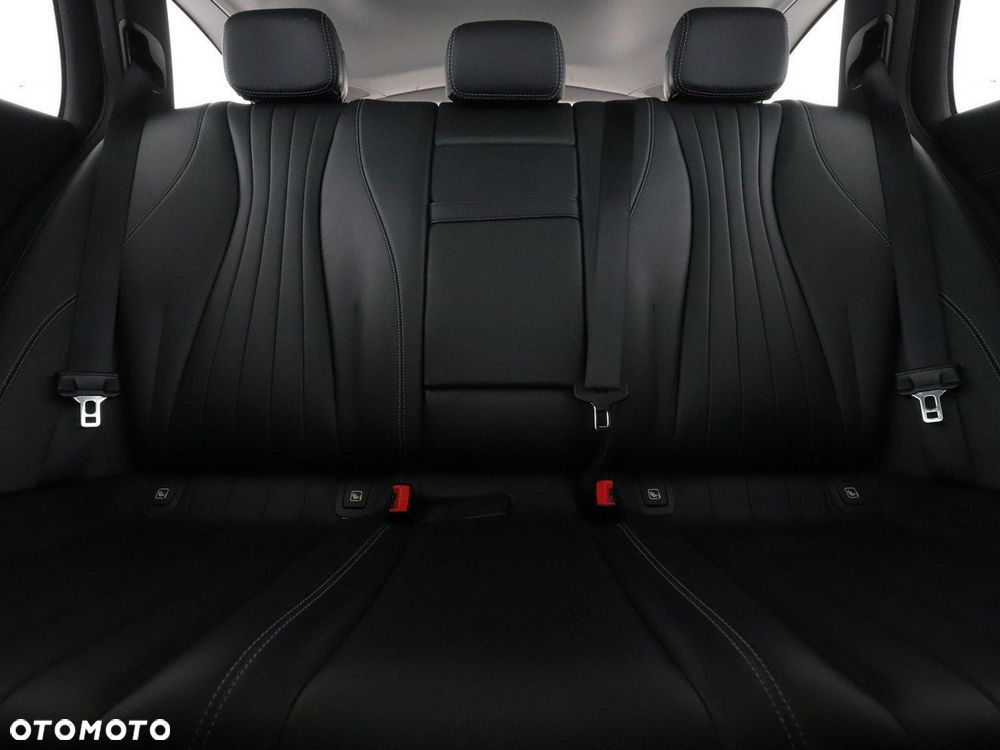 Mercedes-Benz Klasa E 220 d 4-Matic All-Terrain - 18