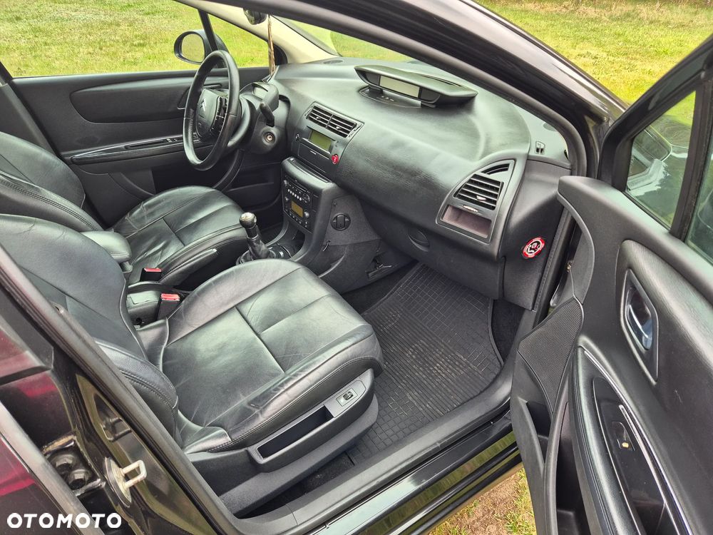 Citroën C4 1.6 HDi Style - 14