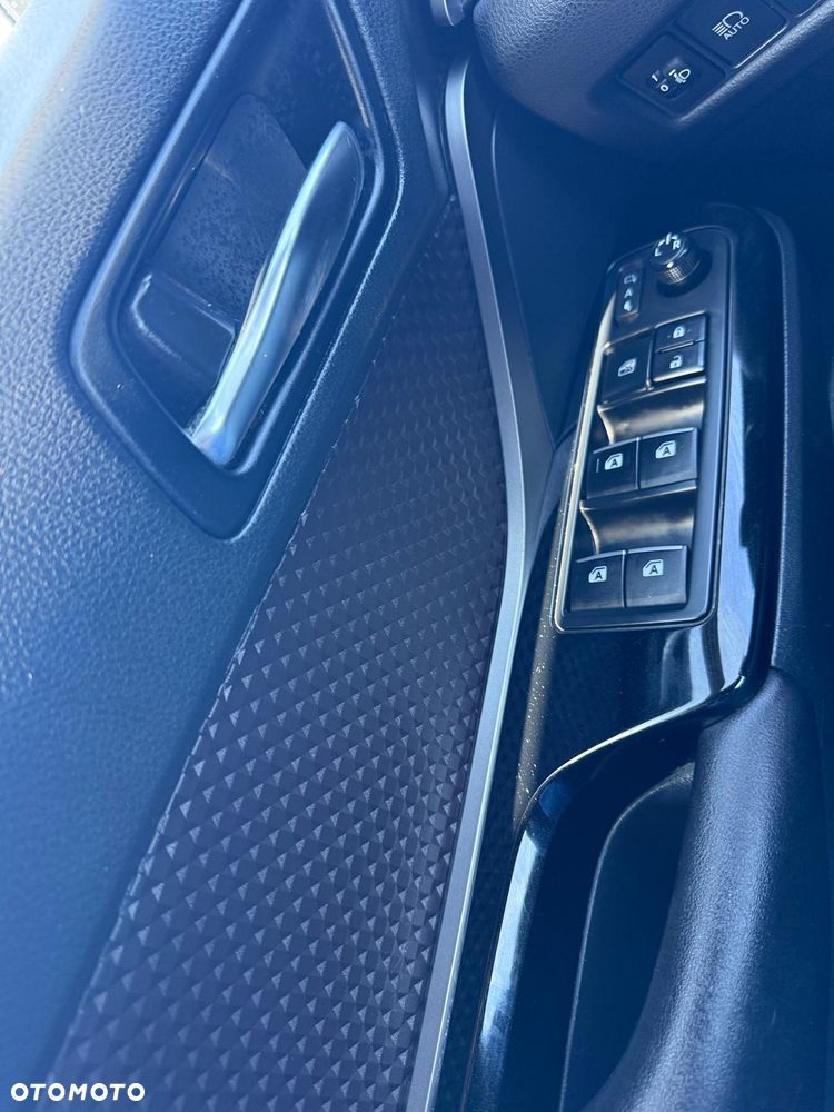 Toyota C-HR 1.2 Turbo Flow - 11
