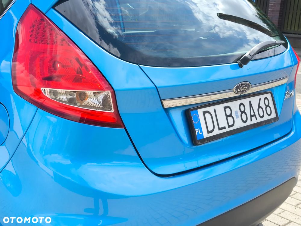 Ford Fiesta - 8