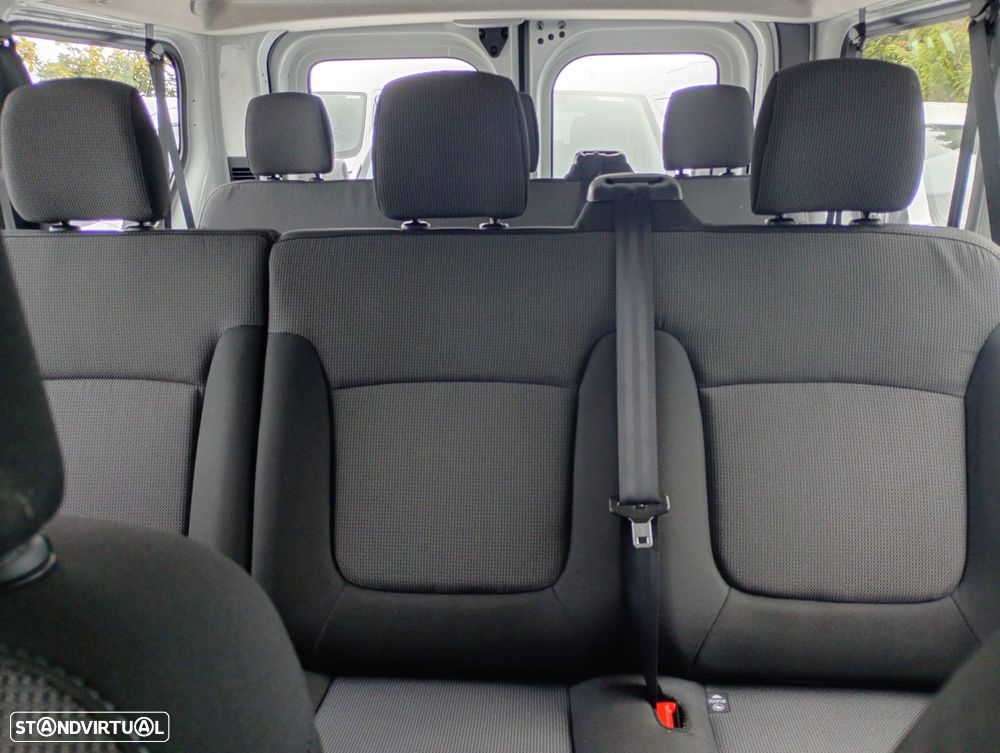 Renault Trafic - 11