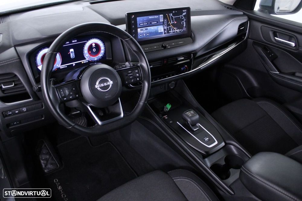 Nissan Qashqai 1.3 DIG-T N-Connecta LED Xtronic - 31