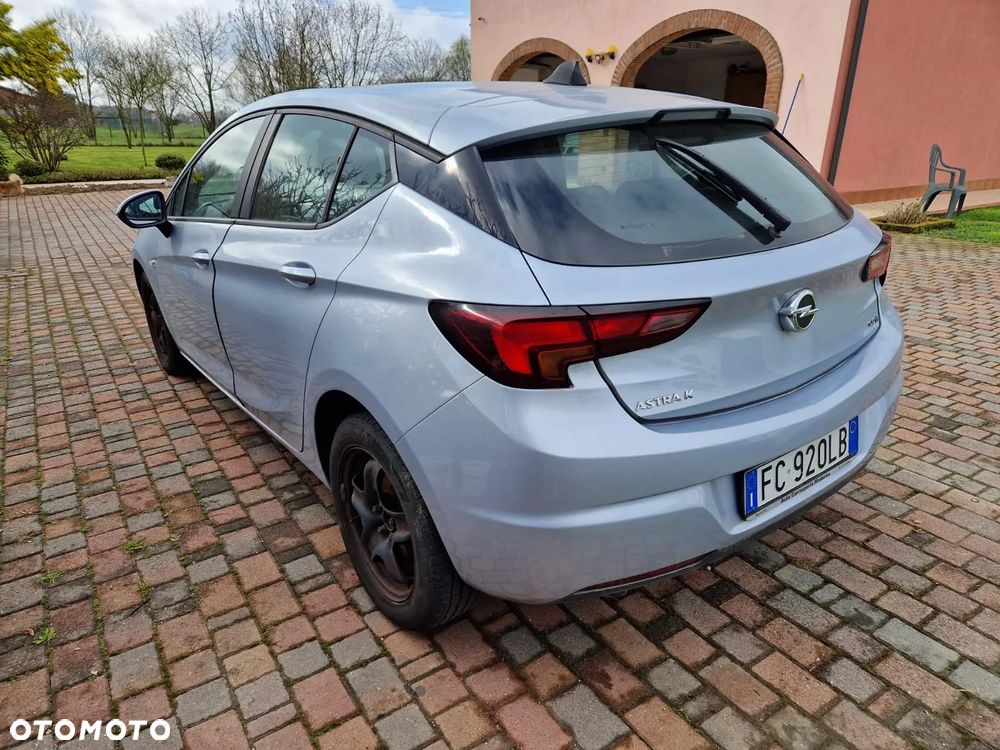 Opel Astra - 4