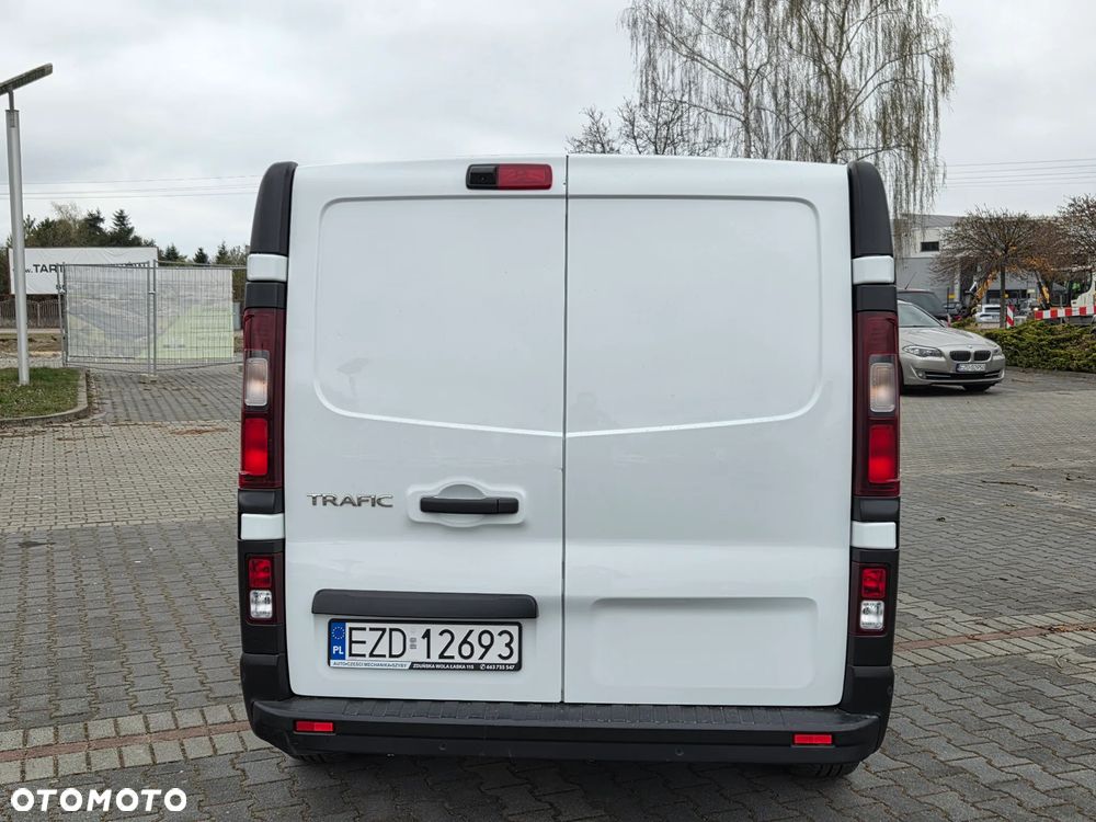 Renault Trafic - 8