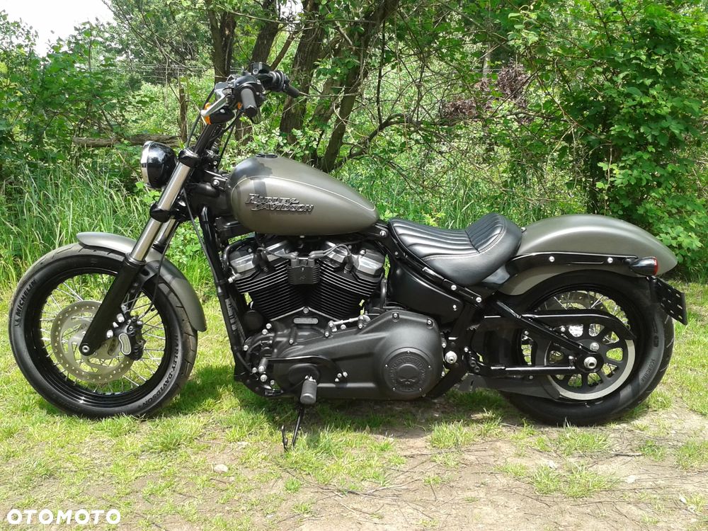 Harley-Davidson Softail Street Bob - 5