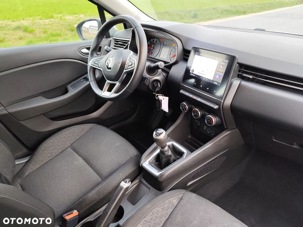 Renault Clio TCe 90 EVOLUTION - 19