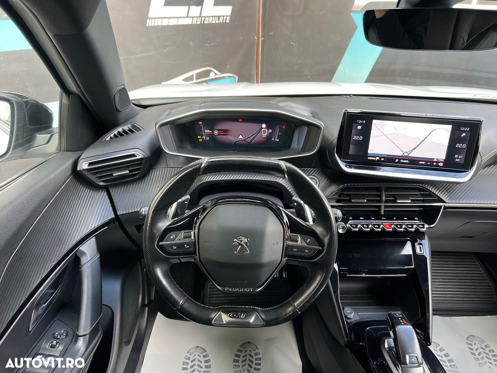 Peugeot 2008 1.5 BlueHDI 130 S&S EAT8 GT - 9