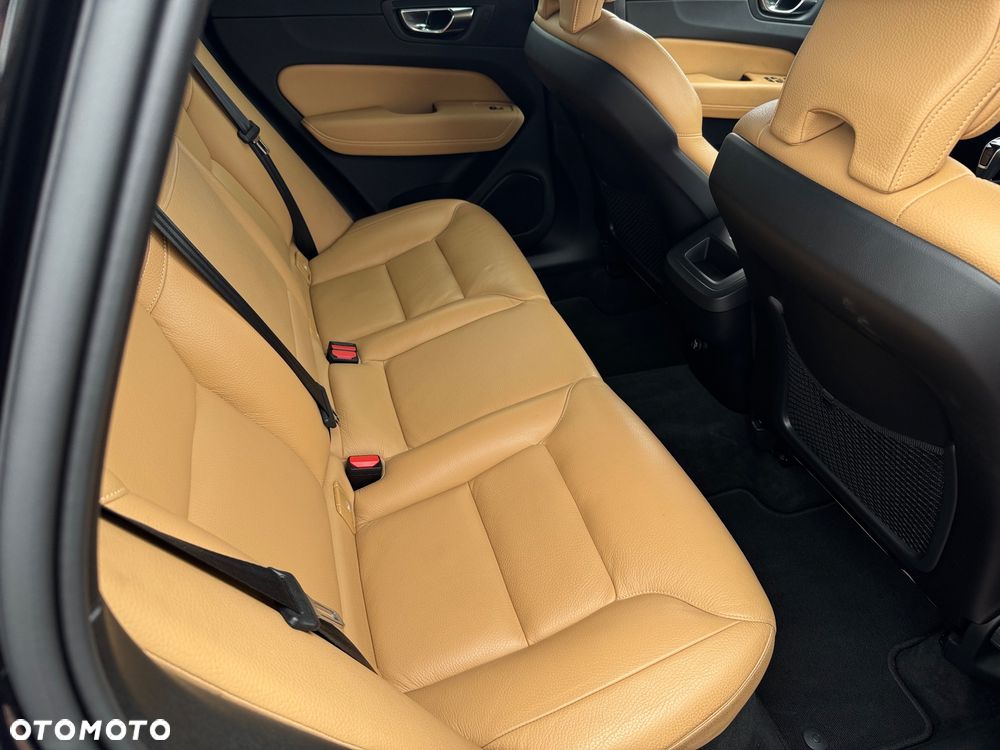Volvo XC 60 - 10