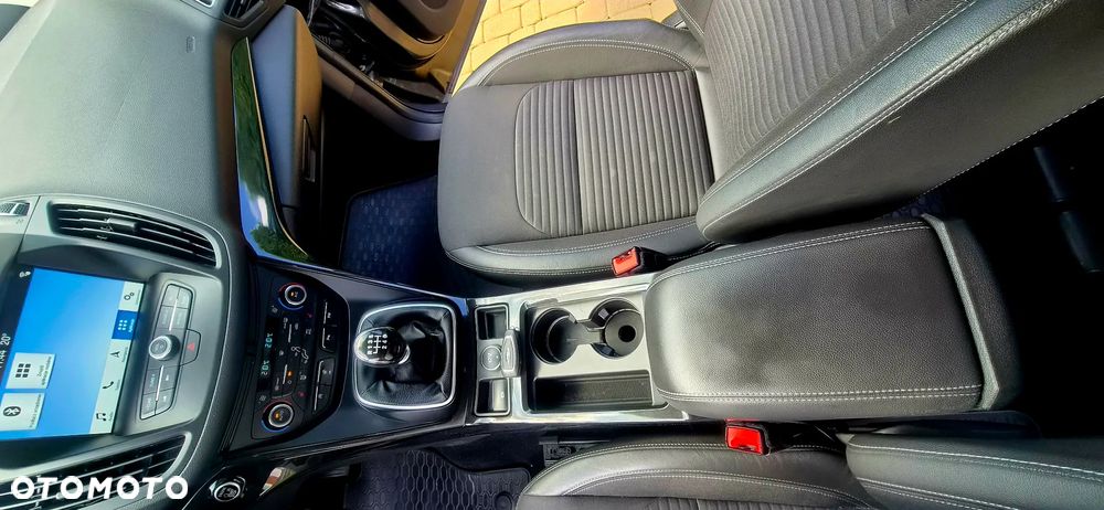 Ford Kuga 1.5 EcoBoost FWD Titanium Plus ASS - 20
