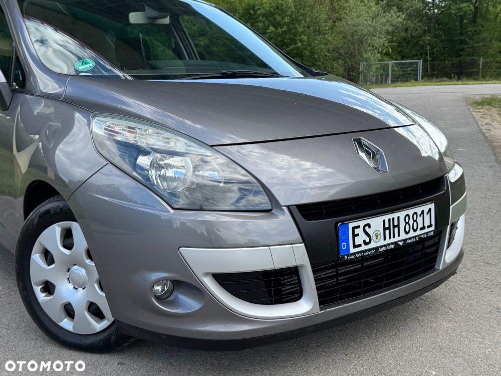 Renault Scenic - 8