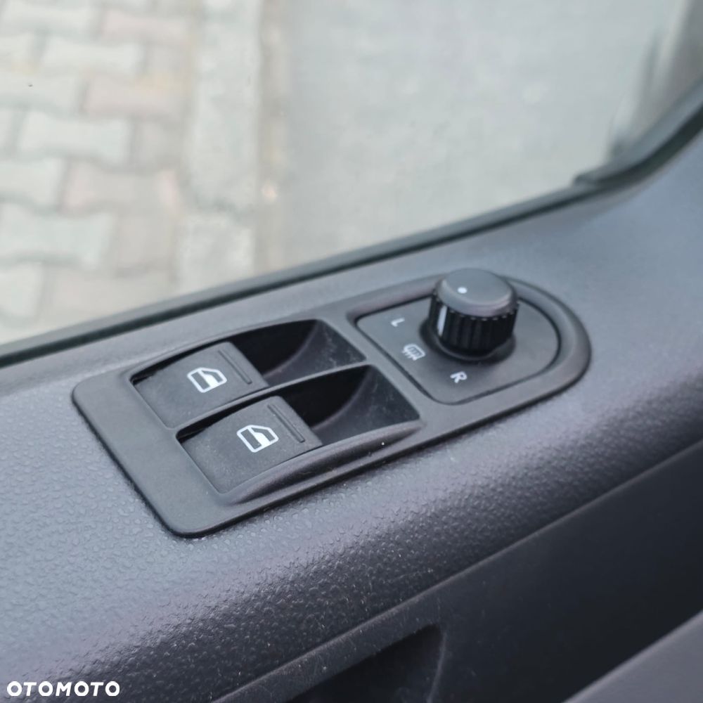 Volkswagen Caravelle L2 Comfortline - 24