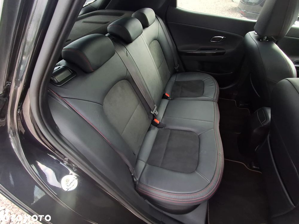 Kia Ceed 1.6 T-GDI GT - 17