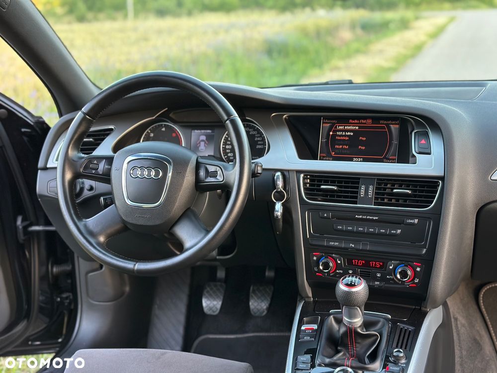 Audi A4 Avant - 9