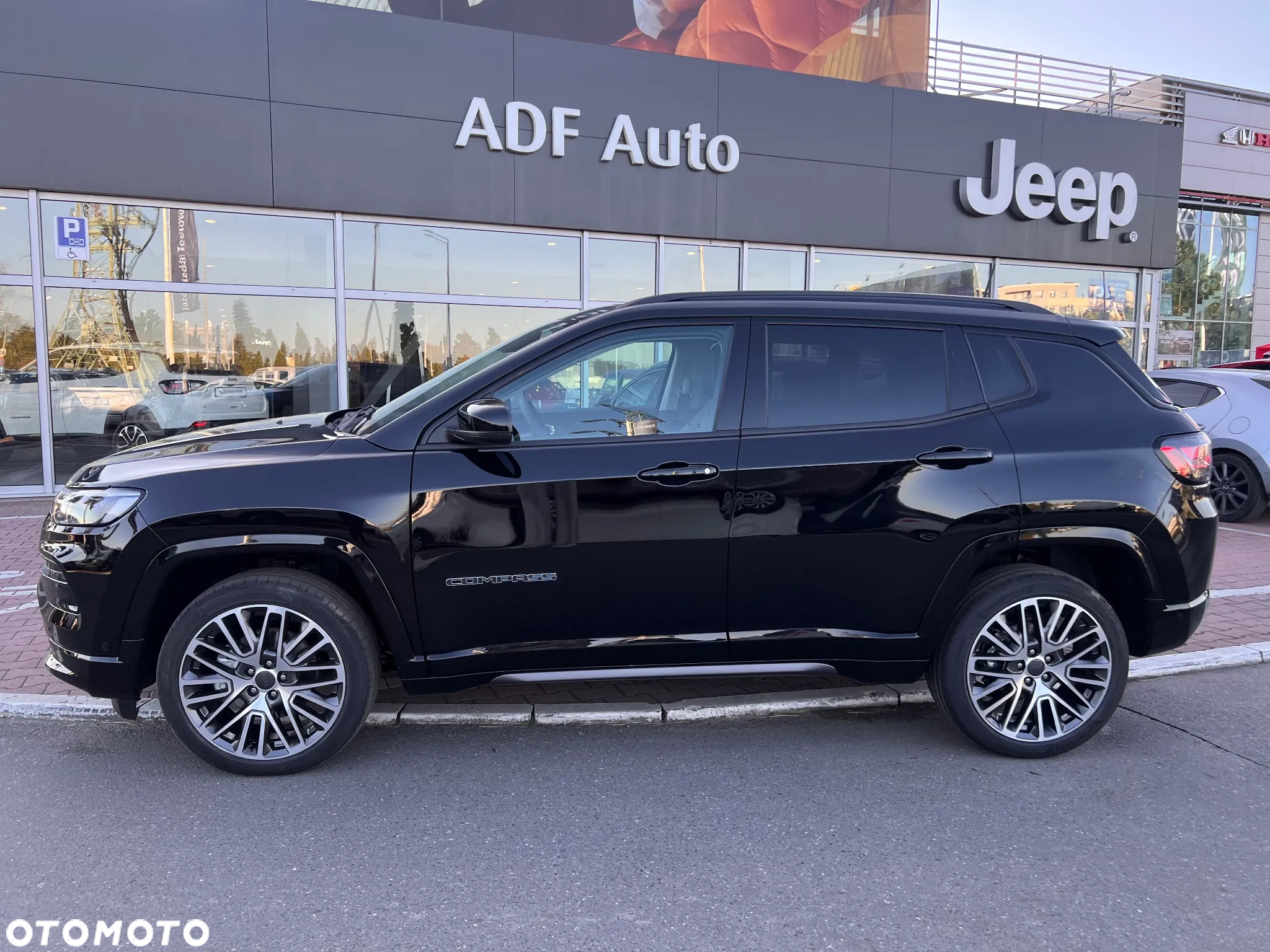 Jeep Compass 1.5 T4 mHEV Summit FWD S&S DCT - 3