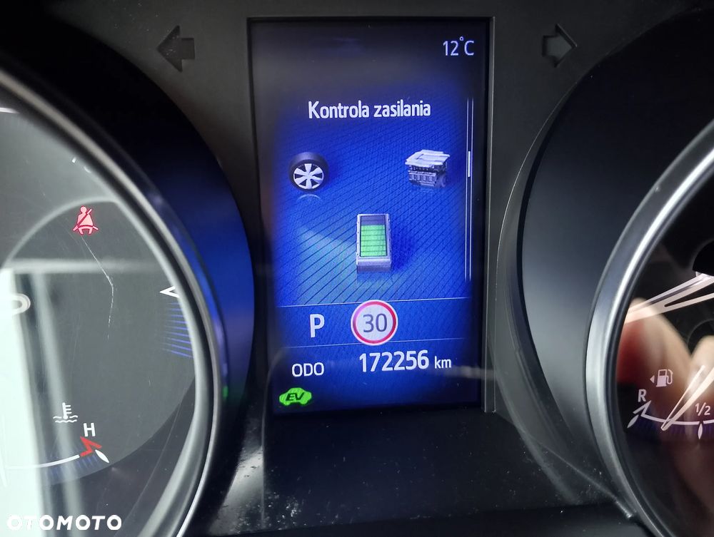 Toyota C-HR - 12