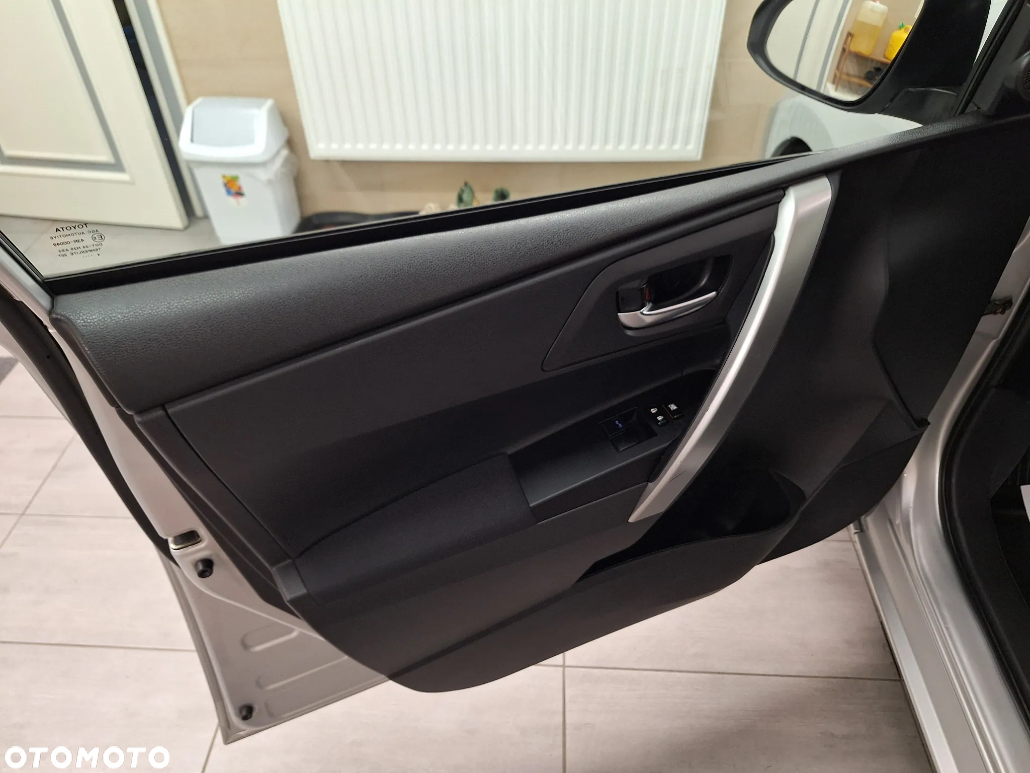 Toyota Auris 1.6 Valvematic Comfort - 19