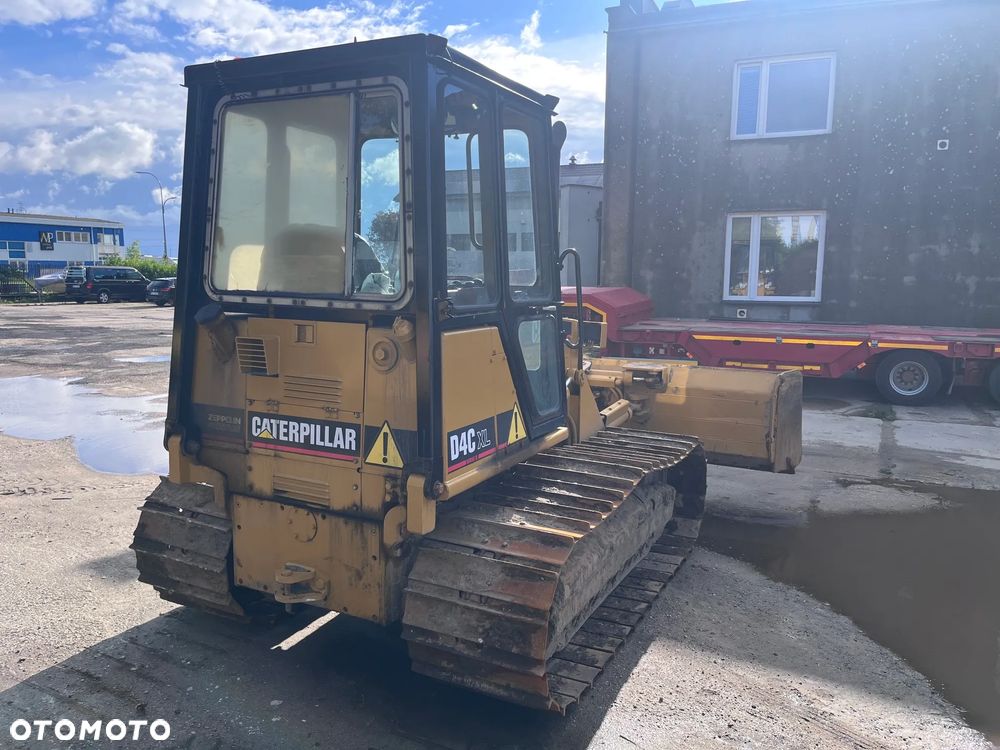 Caterpillar D4C - 5