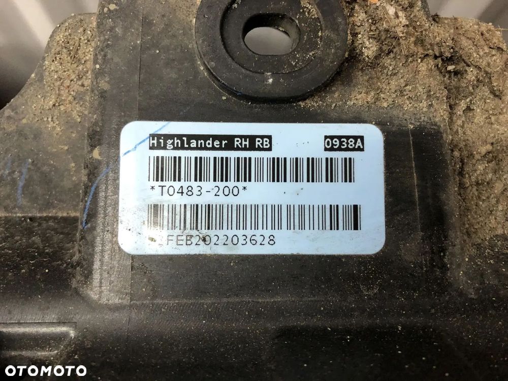 TOYOTA HIGHLANDER 2019- STOPIEŃ LEWY PRAWY PRÓG - 10