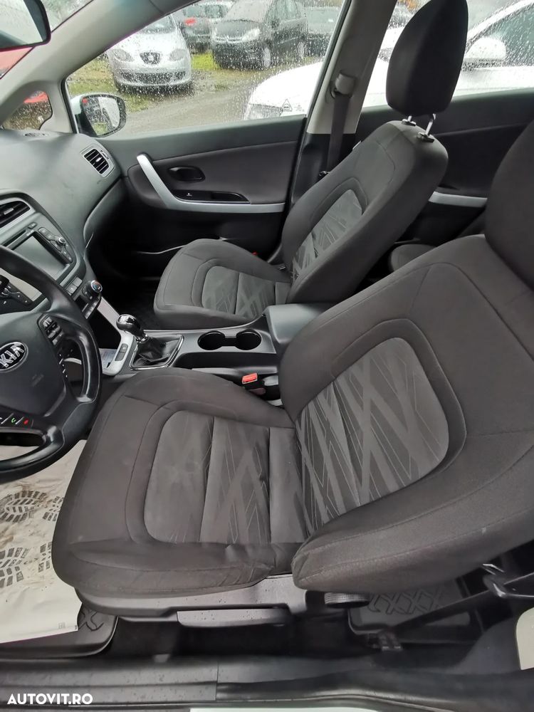 Kia Ceed 1.4 CRDi 90 SW Vision - 10