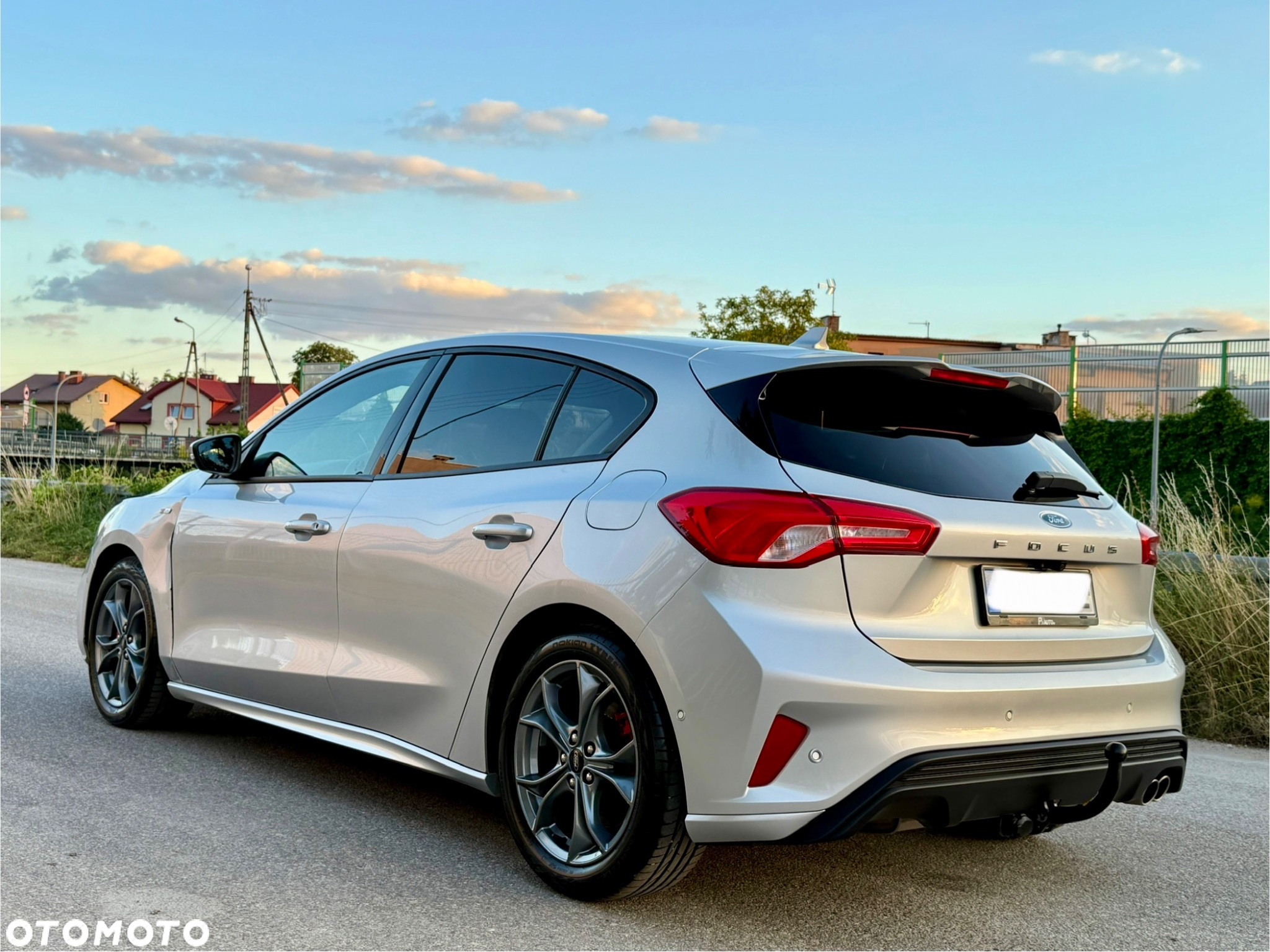 Ford Focus 1.5 EcoBoost Start-Stopp-System ST-LINE X - 4