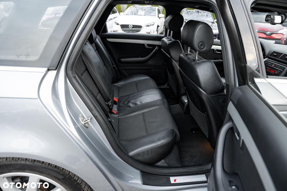 Audi A4 Avant 1.8 T quattro - 21