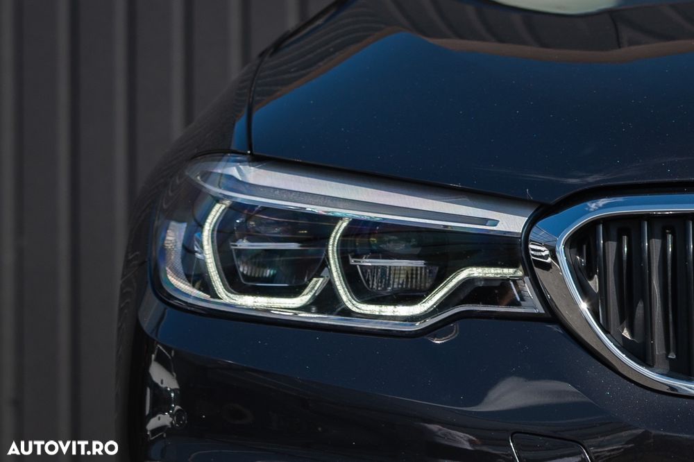 BMW Seria 5 520d xDrive AT - 11
